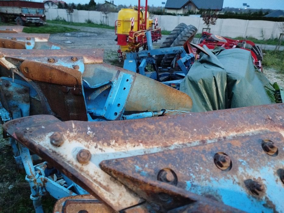 Lemken obrotowy 4 skibowy 3+1