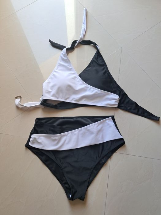 Biquini preto branco