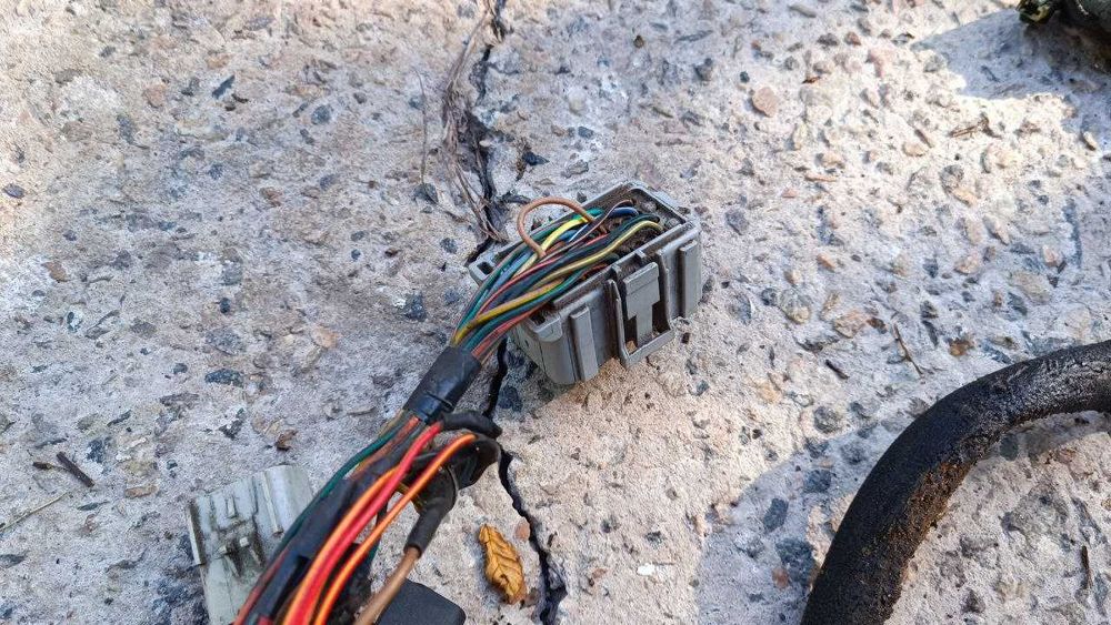 Проводка на двигатель Крайслер Стратус Dodge Cirrus 2.5