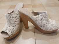 Drewniane koturny w stylu vintage ALDO rozm. 40