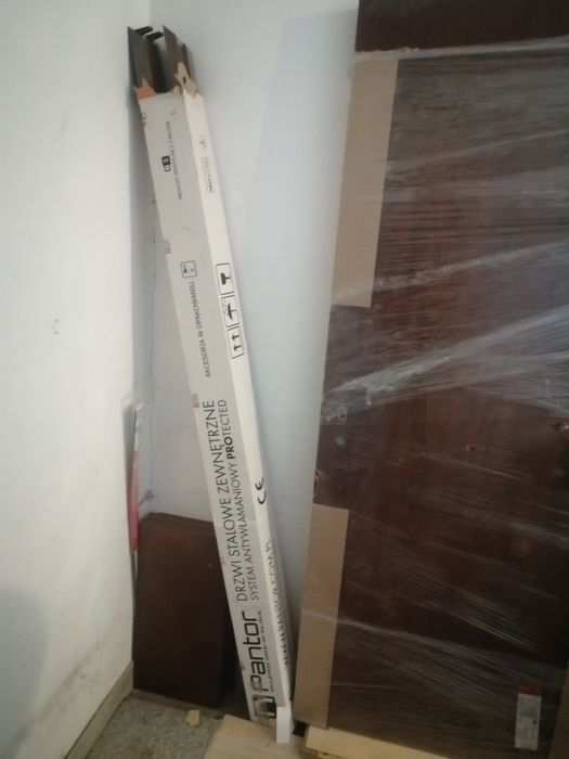 Drzwi wejściowe antywłamaniowe 80 lewe