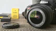 Nikon D3200 + Lente 18-55mm VR + e acessórios
