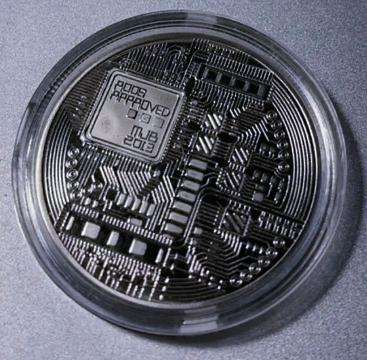 Kolekcjonerska moneta Bitcoin + kapsel