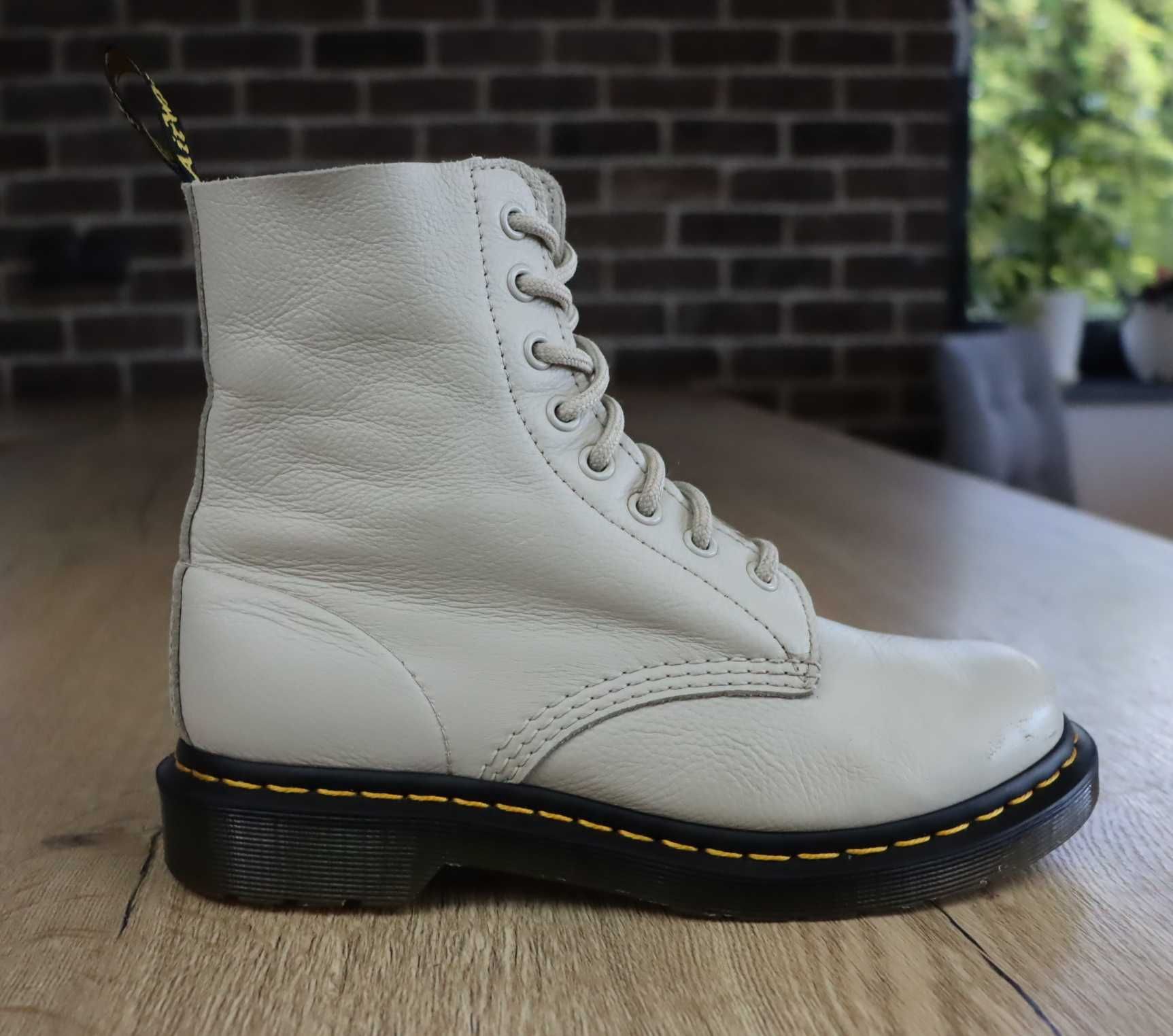 Dr. Martens 1460 Pascal skórzane damskie glany 38 ( 24,5 cm)