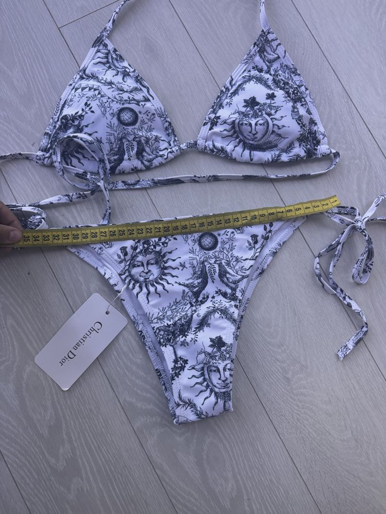 Продам купальник Christian Dior