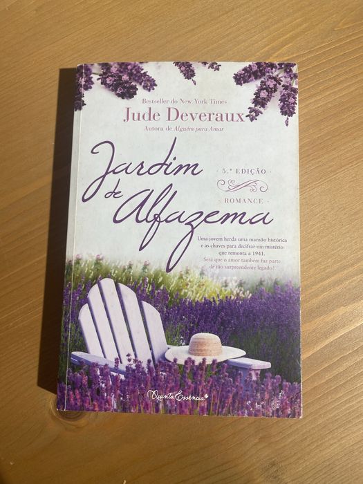 Livro “Jardim de Alfazema” de Jude Deveraux