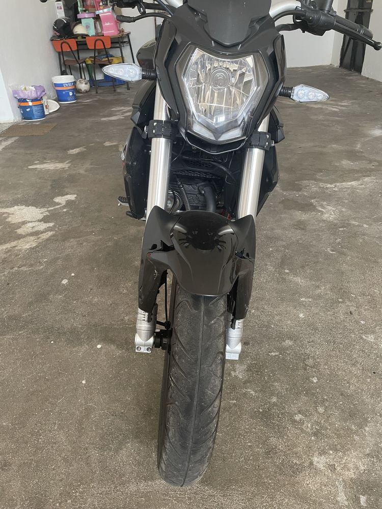 Benelli bn 125