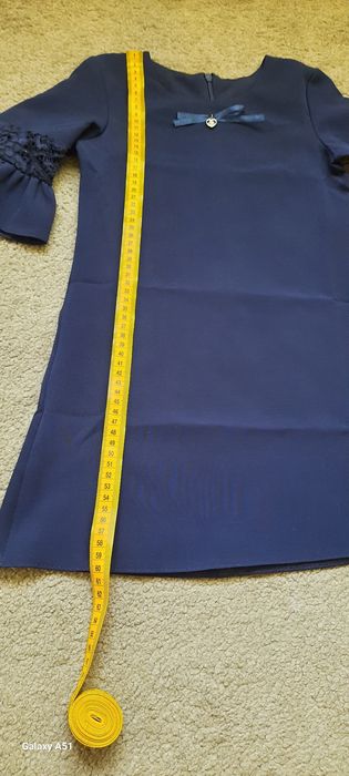 Школьное платье в продаже