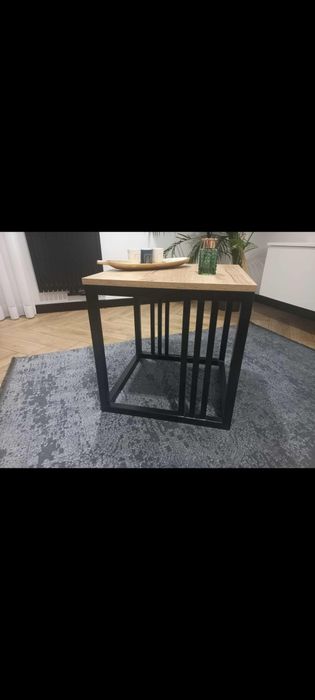 Stolik kawowy typu loft