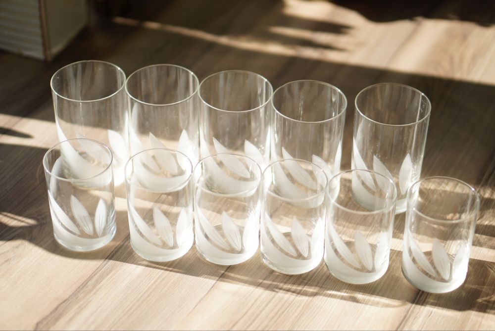 Zestaw malych i duzych literatek PRL literatki szklanki