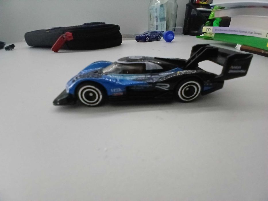 Wolkswagen з тім паку хотвілс преміум