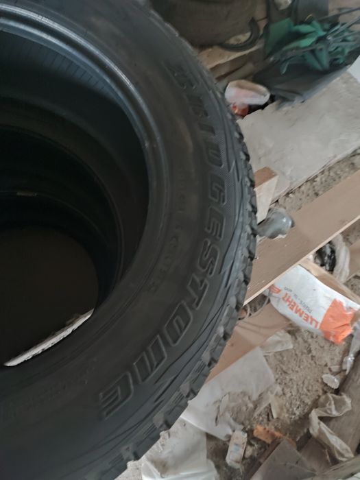 Продам зимние шины 225/65/17