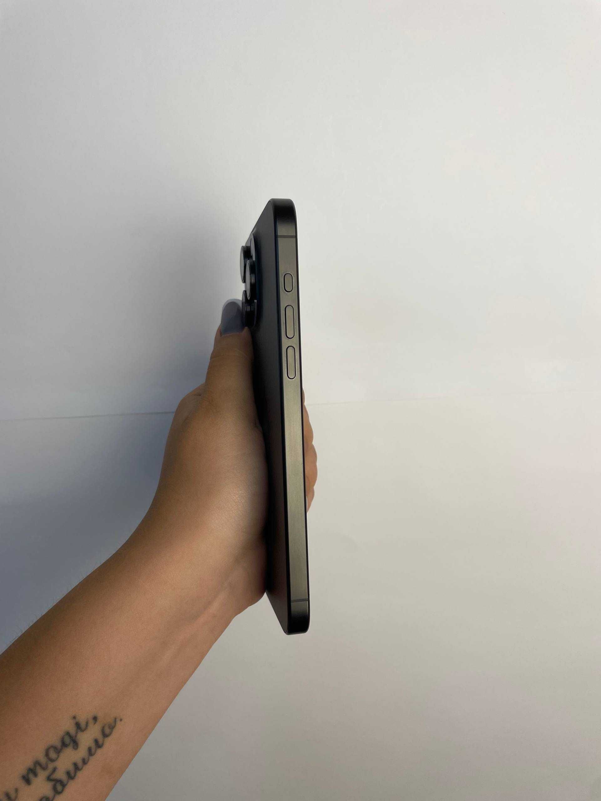 iPhone 15 Pro Max 256 GB + AirPods Pro 2 у подарунок