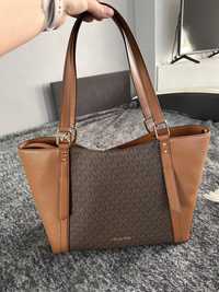 Shopper Michael kors