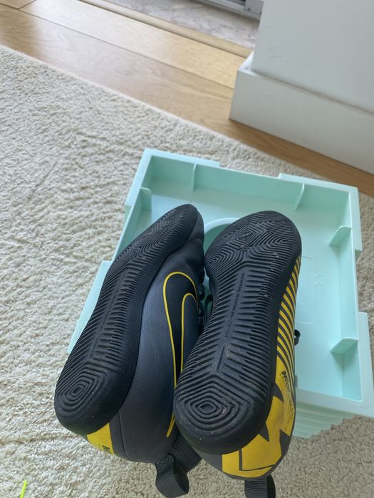 Chuteiras Nike 34