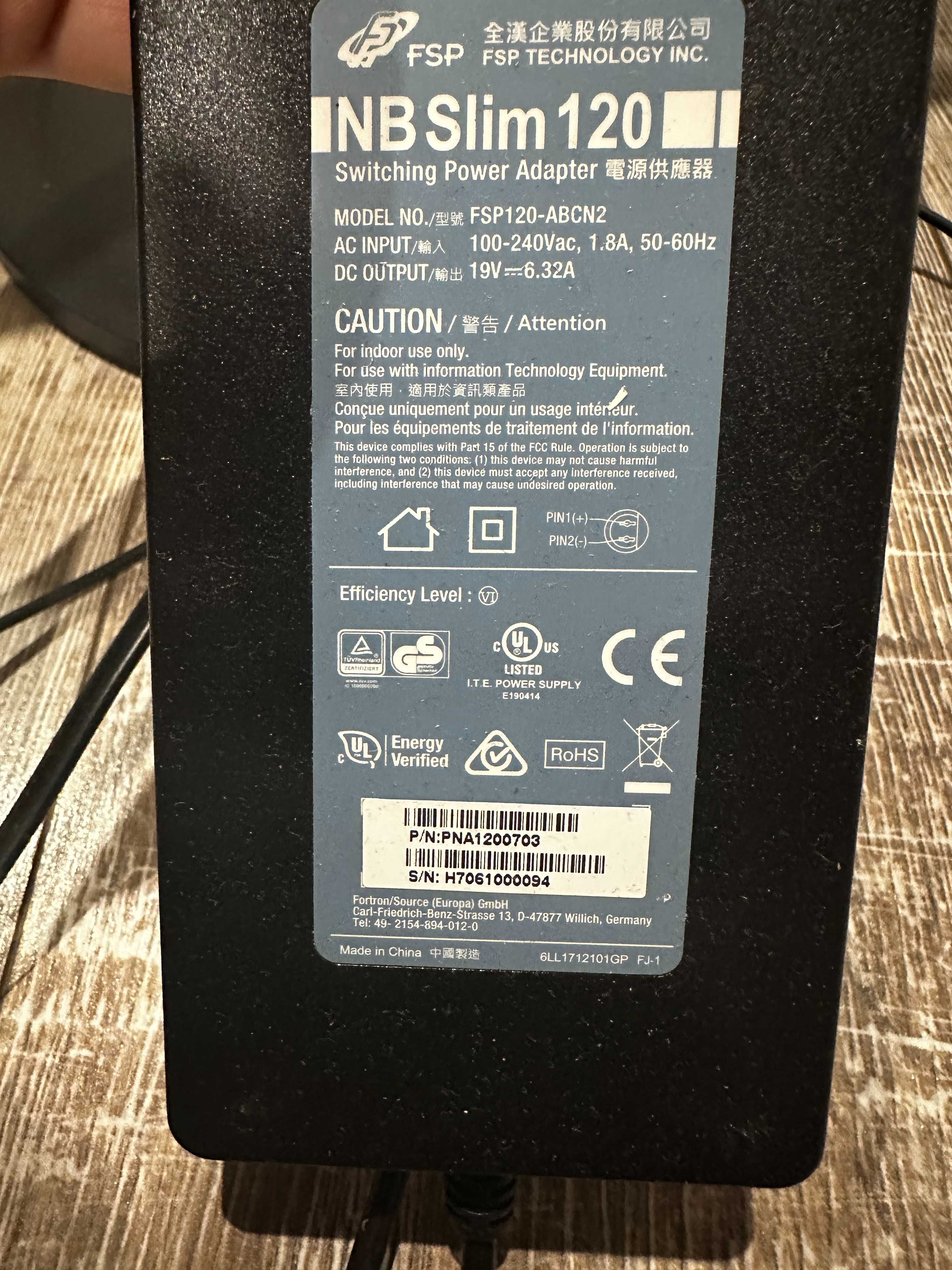 Komputer all in one, windows 10, 8 GB Ram, dysk SSD