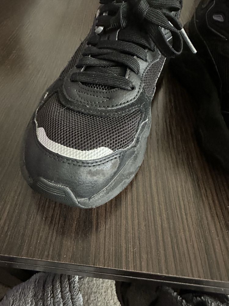 Оригінальні кросівки Puma, 37 р