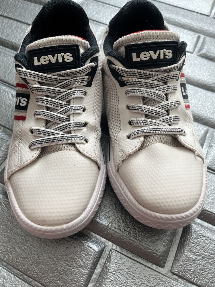 Кеди Levi’s