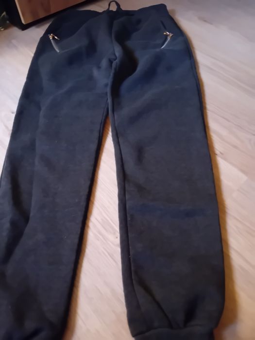 Spodnie dresowe damskie