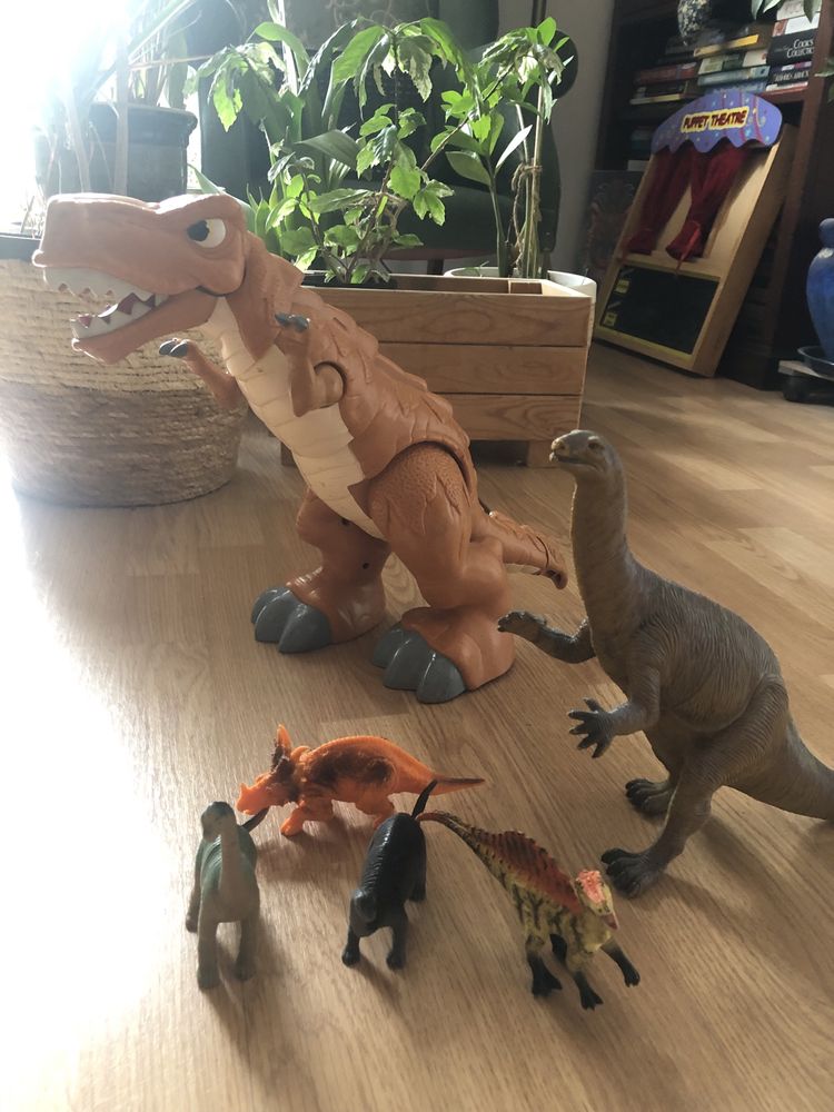 T-rex dinozaur fisher price