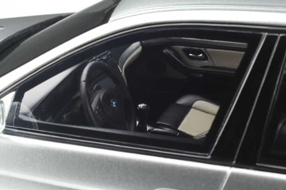 Model BMW E39 M5 OT747B, Otto Ottomobile 1:18