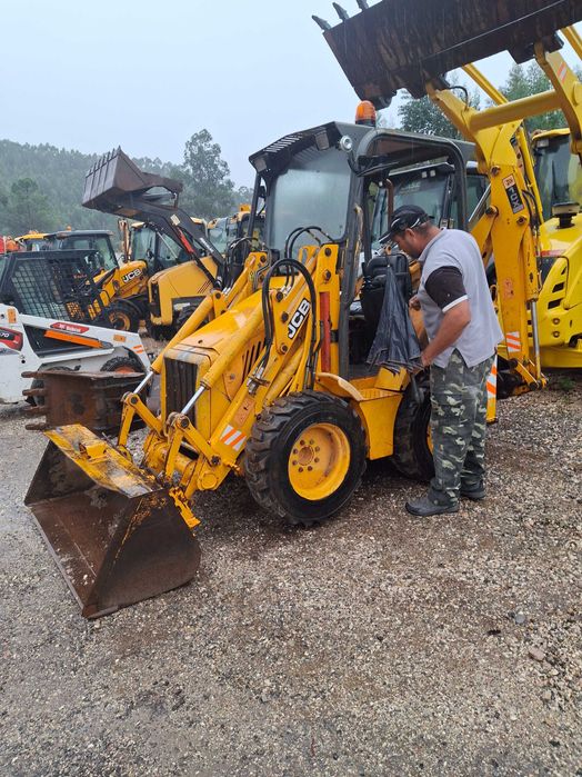 Mini retroescavadora JCB 1CX