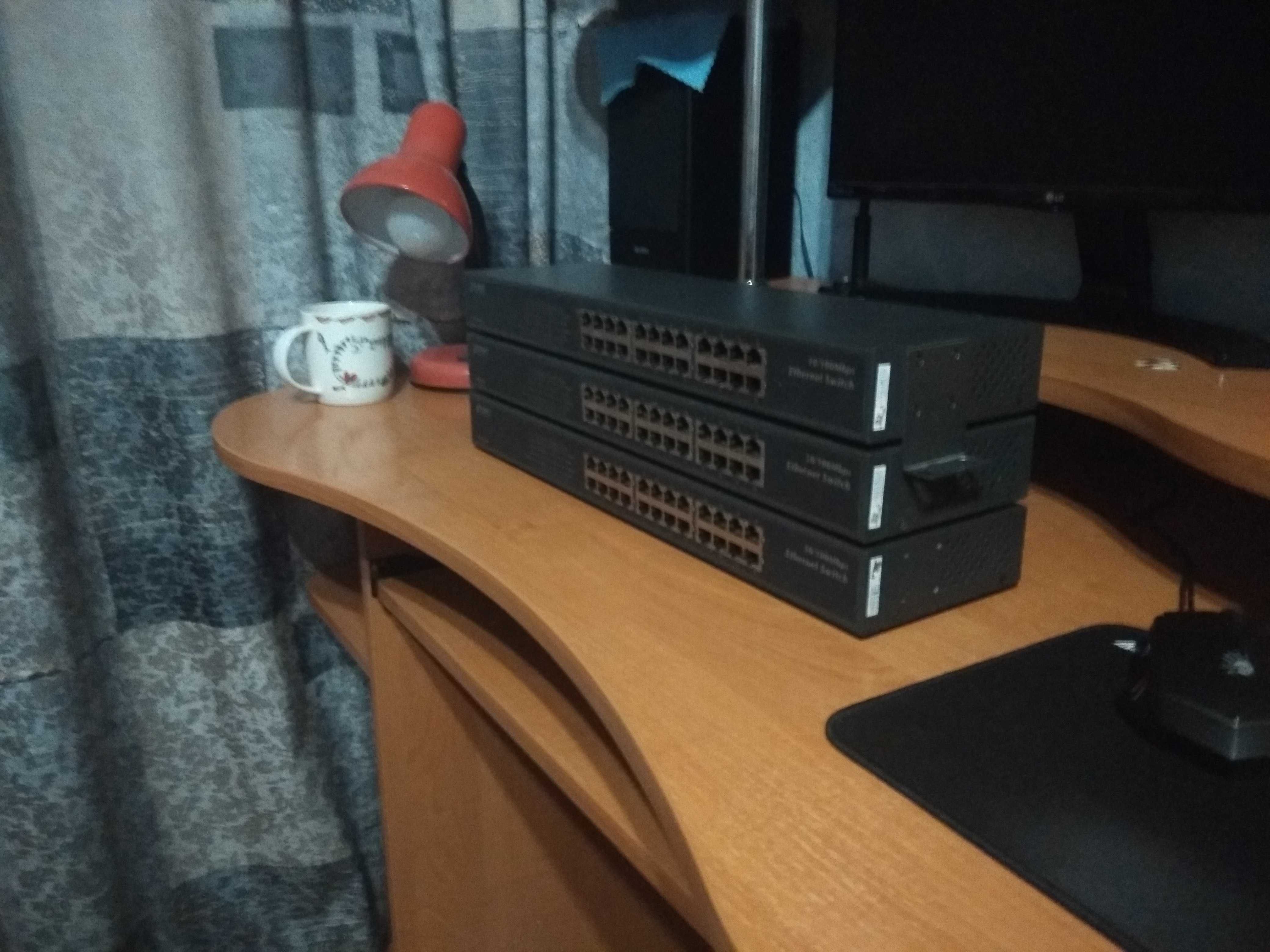 Коммутатор PLANET FNSW-2401 24-port 10/100BASE-TX Fast Ethernet Switch