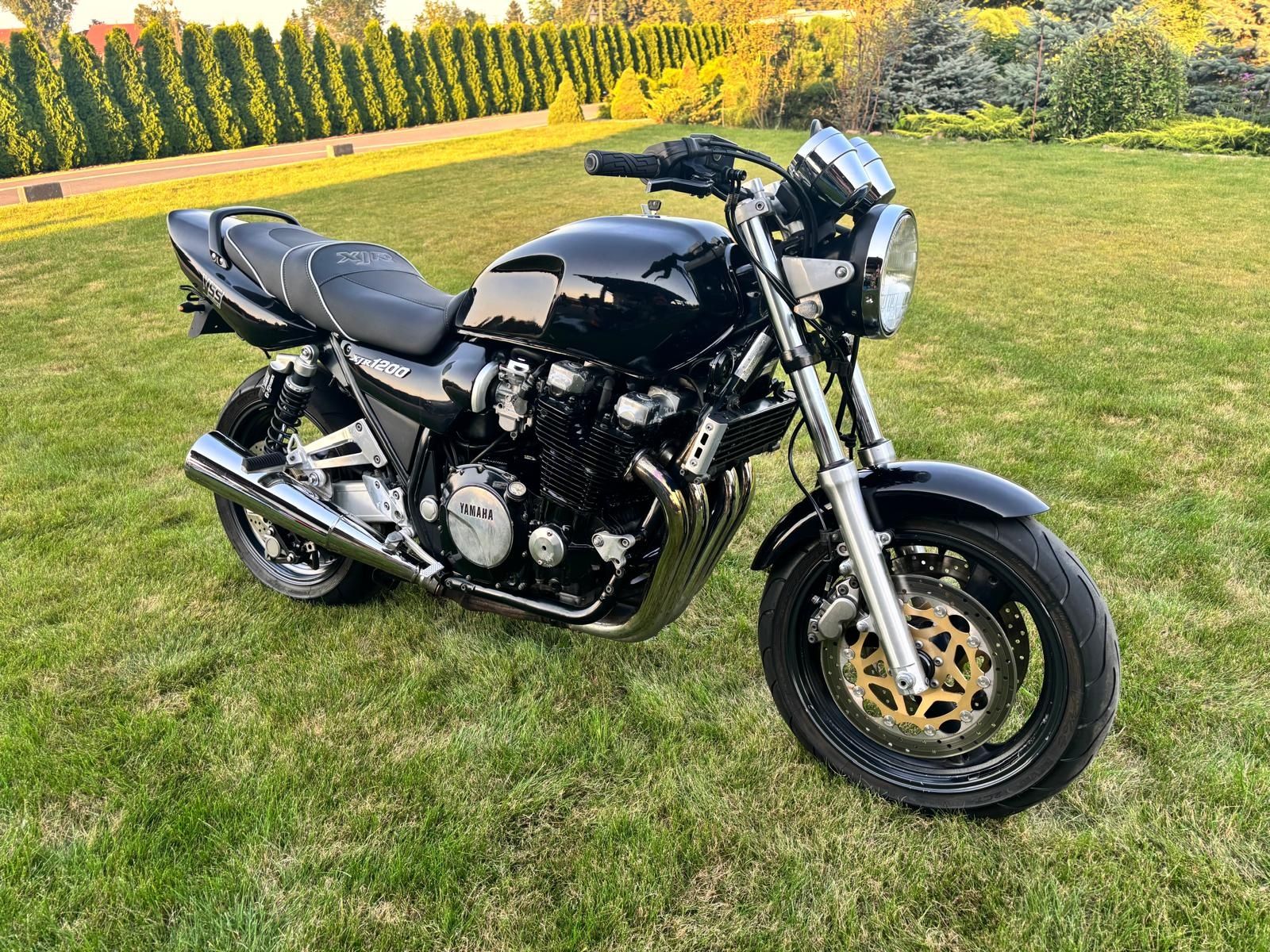 Yamaha XJR .Tylko 28 tys km  b. ladna