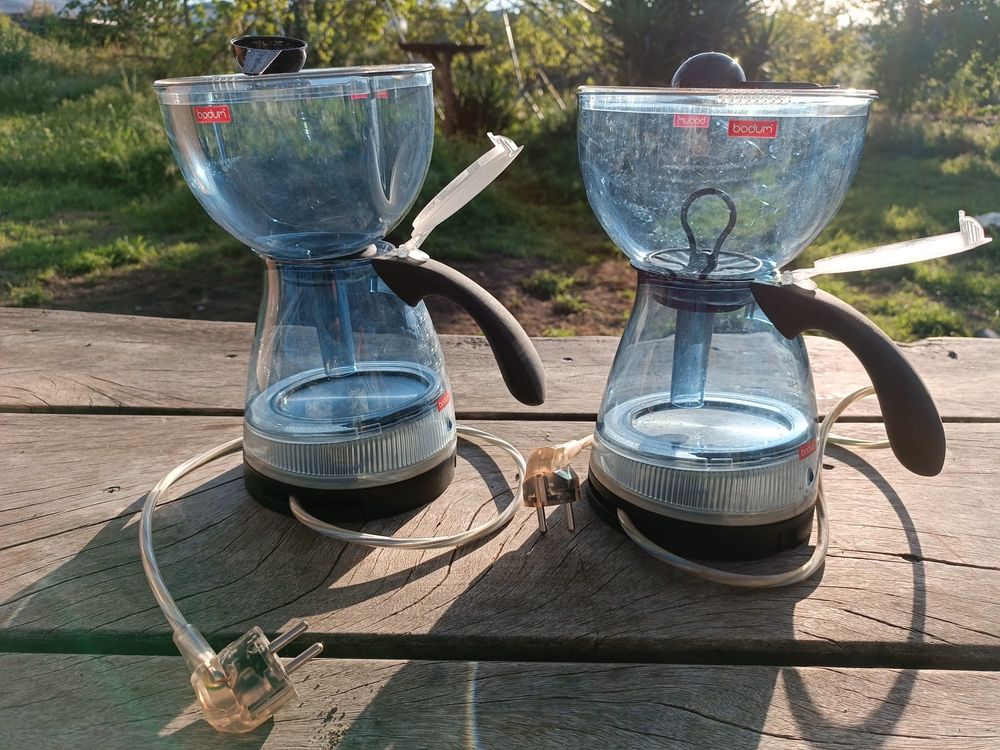 2 Cafeteiras Bodum Santos electric 99€ as duas