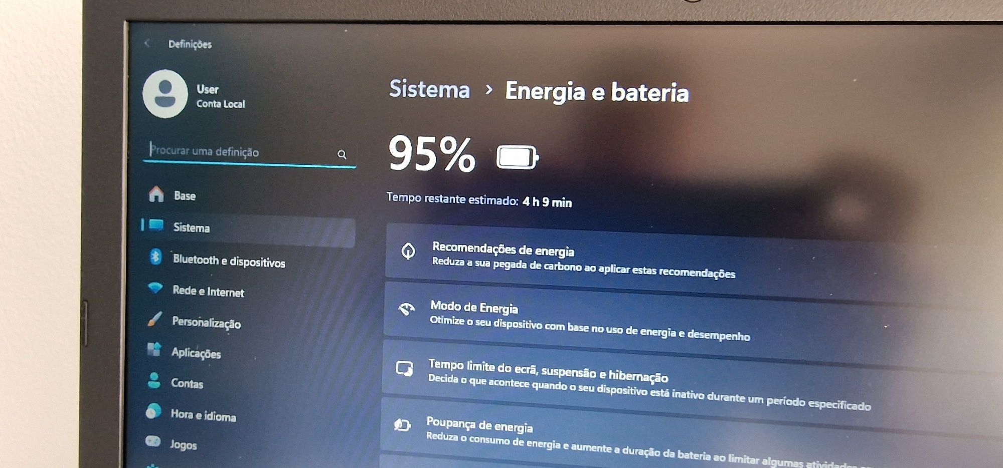 Fujitsu 15,5 i3-6006U 8GB 128GB  Win11 Pro+Offi