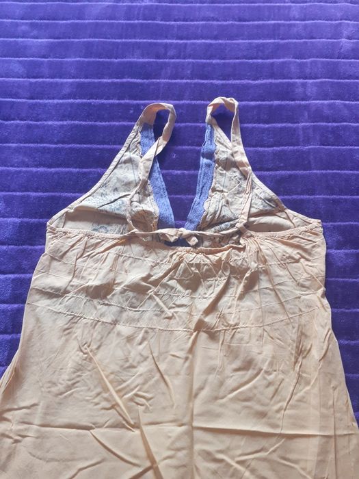 Vestido usado      .