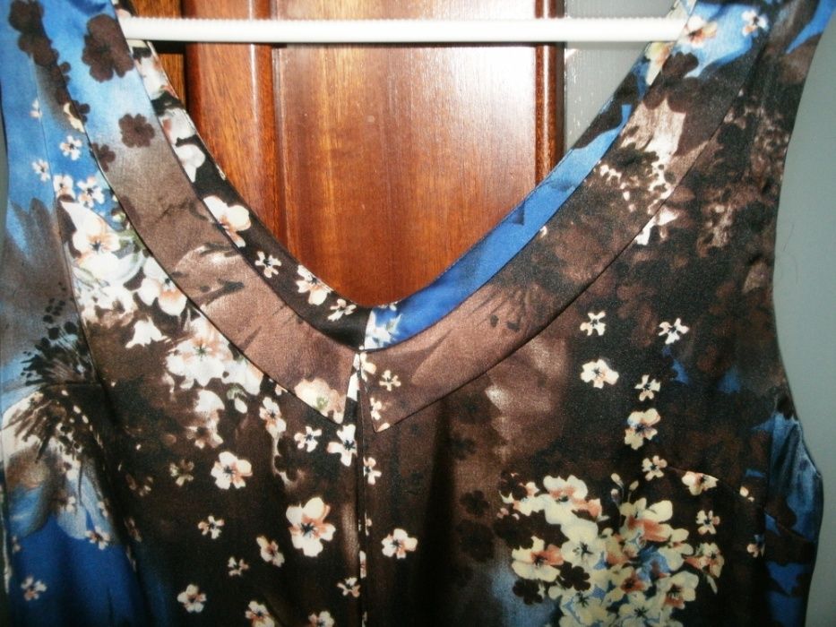 Vestido de tecido acetinado - T. 38