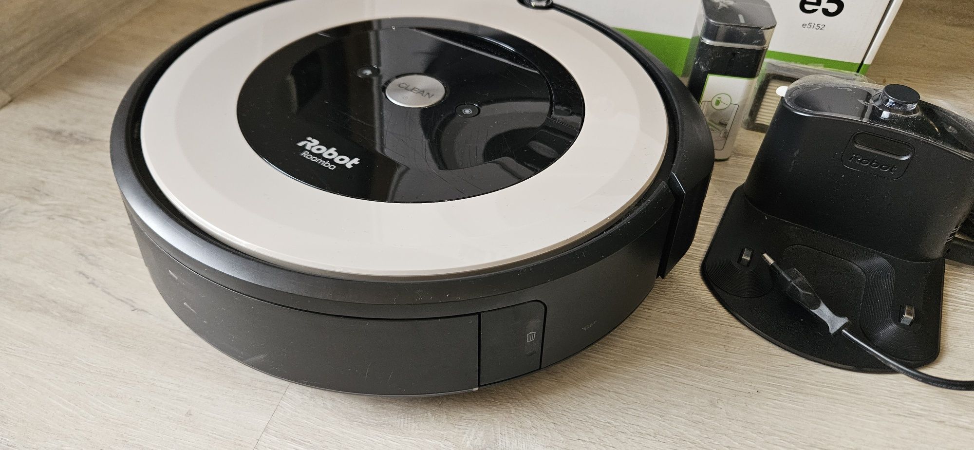 Odkurzacz Roomba e5