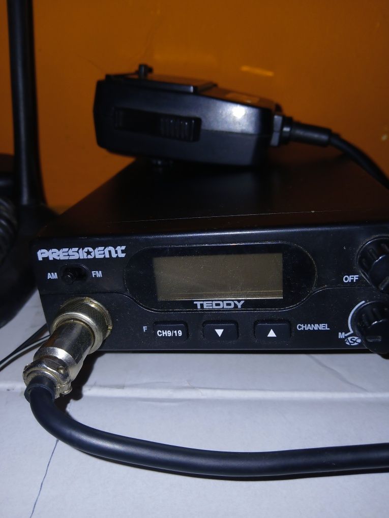 CB radio President tedi