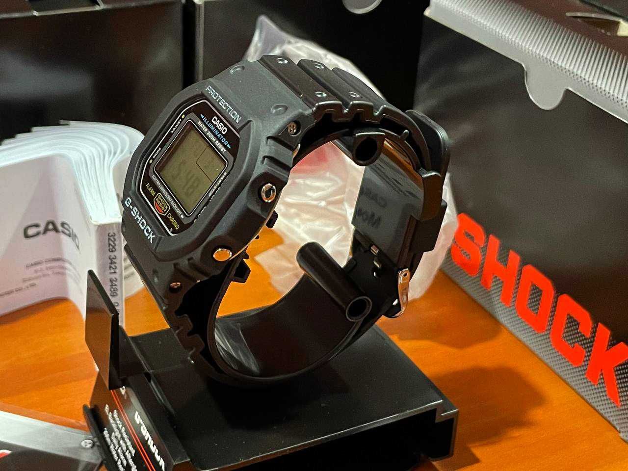 Casio g-shock dw-5600e-1v 1 чоловічий годинник оригінал чорний