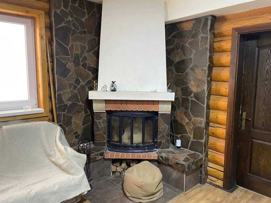 Два будинки в Карпатах для бізнесу або великої родини, Рахів