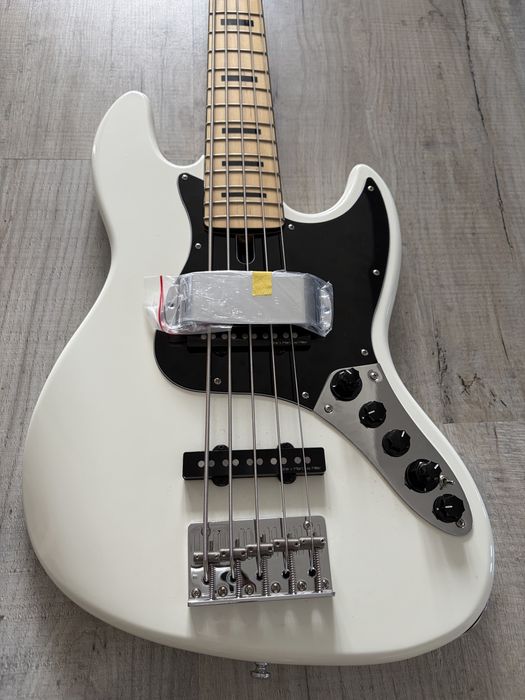 Baixo Sire Marcus Miller V7 Vintage 2aGen