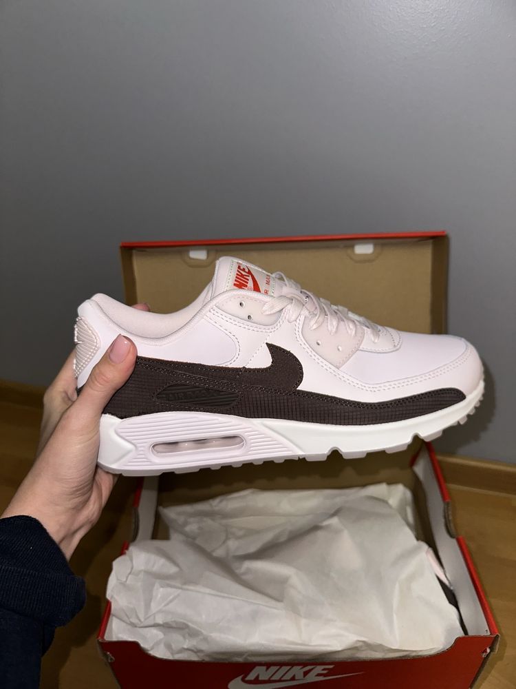 Нові Air Max 90 LTR