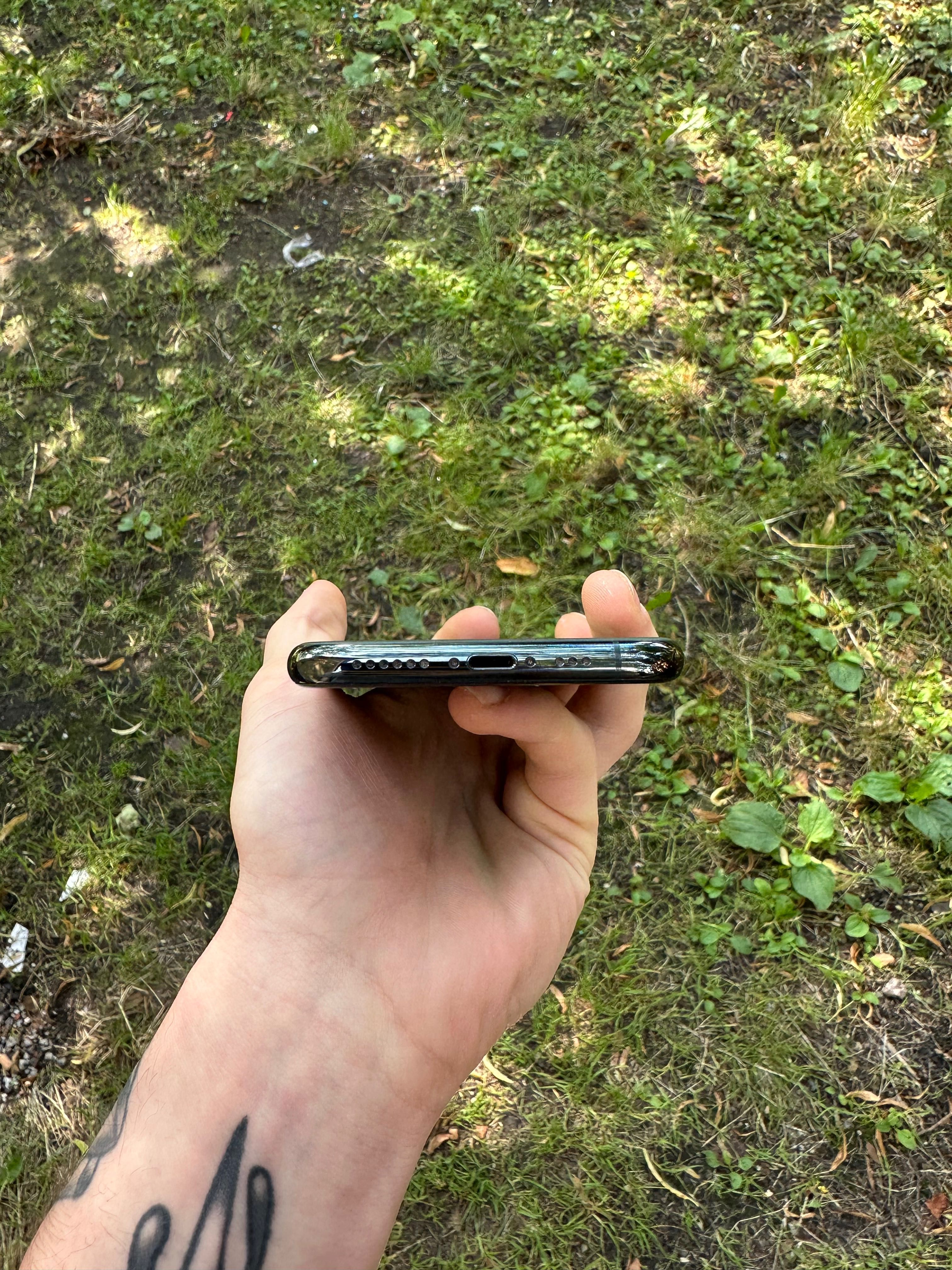 sprzedam iPhon 11 Pro 256 GB