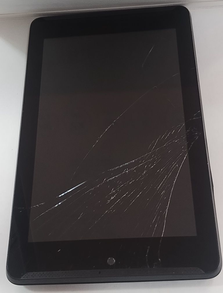 Планшет Asus  Fonepad 7 3G 8Gb K00E