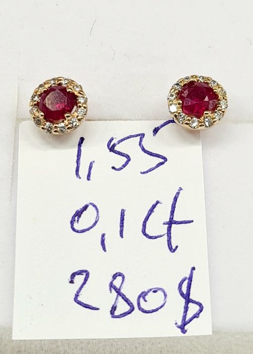 Продам золотые серьги-гвоздики с бриллиантами и полудрагоценными камня