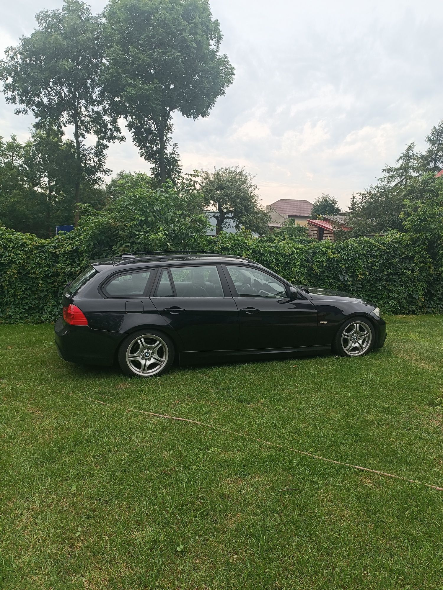 BMW 318d E91 191KM