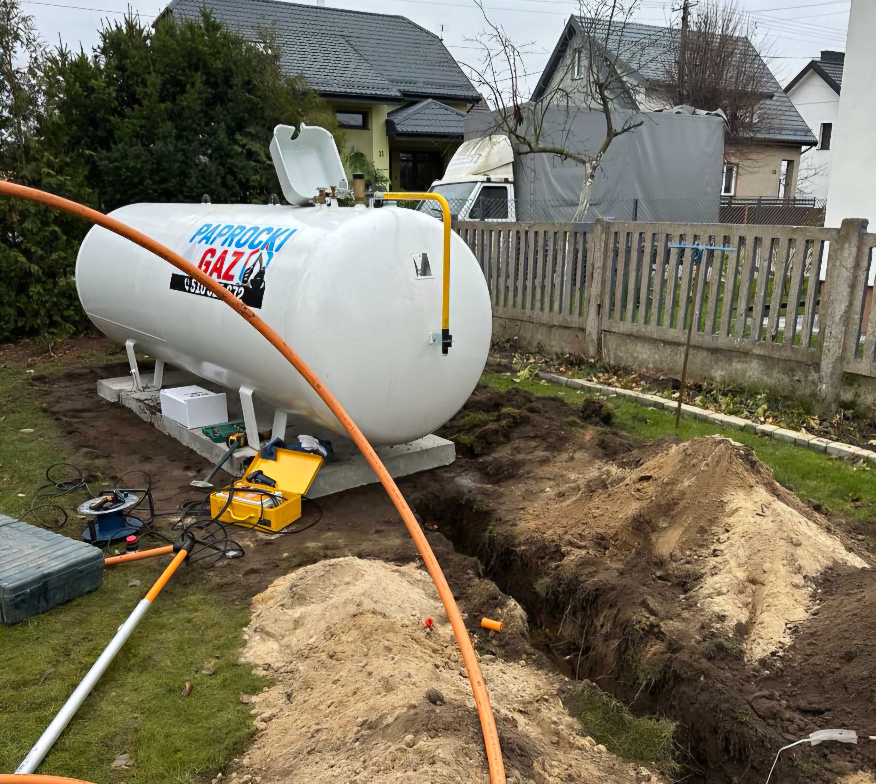 Zbiornik na gaz płynny LPG 2700L naziemny