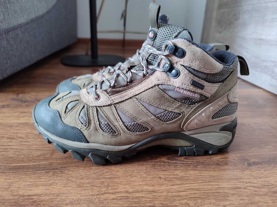 Ботинки Merrell Waterproof 39р. стелька 25,5 см.