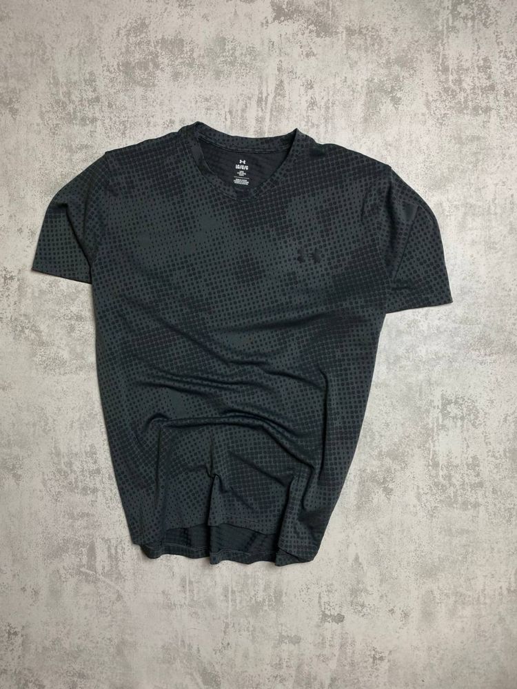 Футболка Under Armour у структурному сірому кольорі