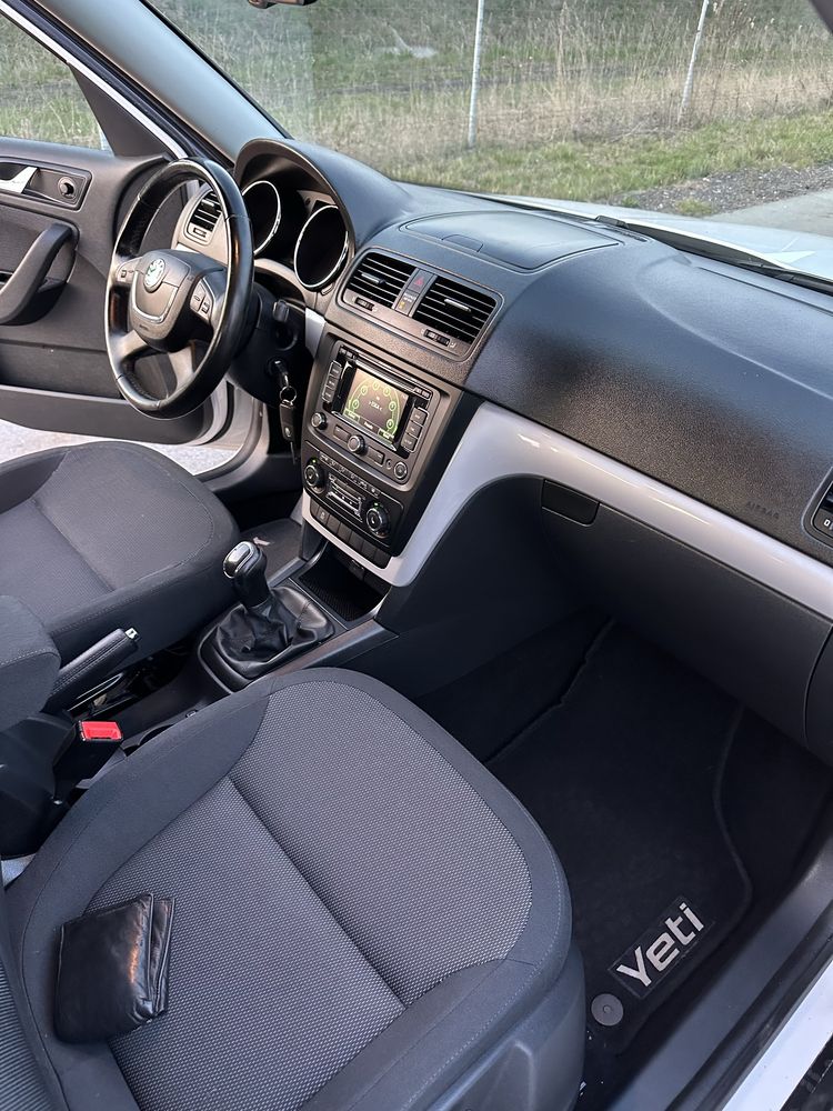 Skoda yeti 1.4tsi super stan navi full