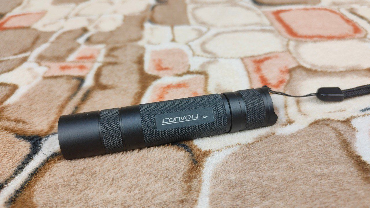 Яскравий потужний ліхтар фонарь Convoy S2+ SST20 6500K 18650