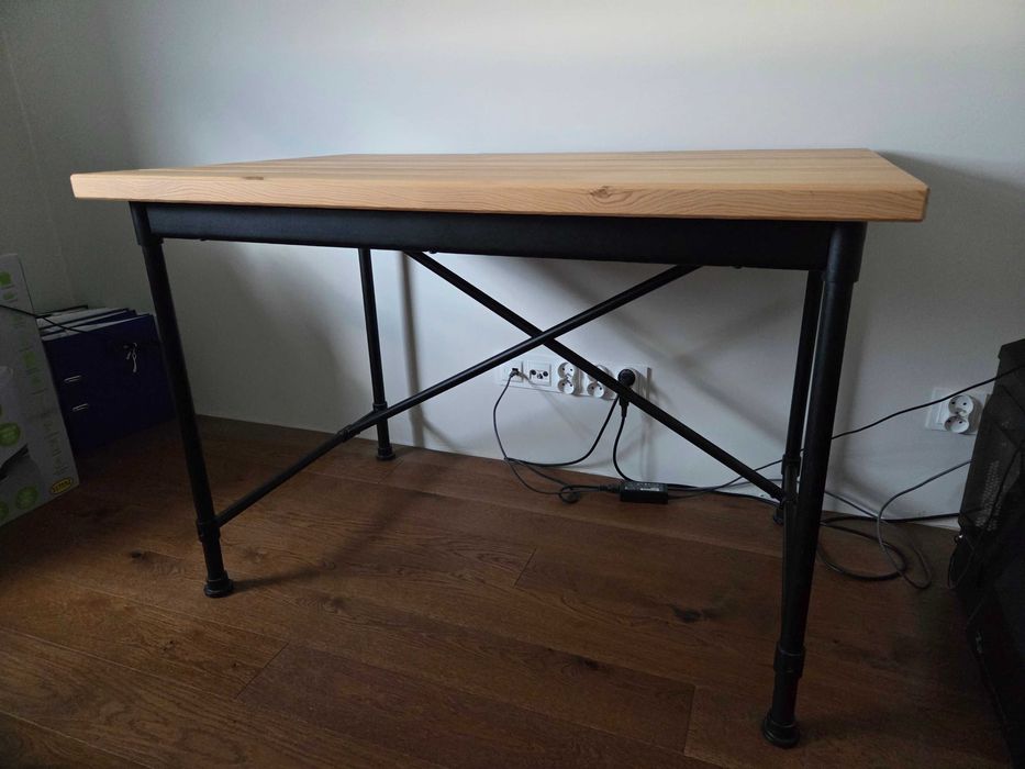 Biurko IKEA KULLABERG, sosna, 110x70 cm