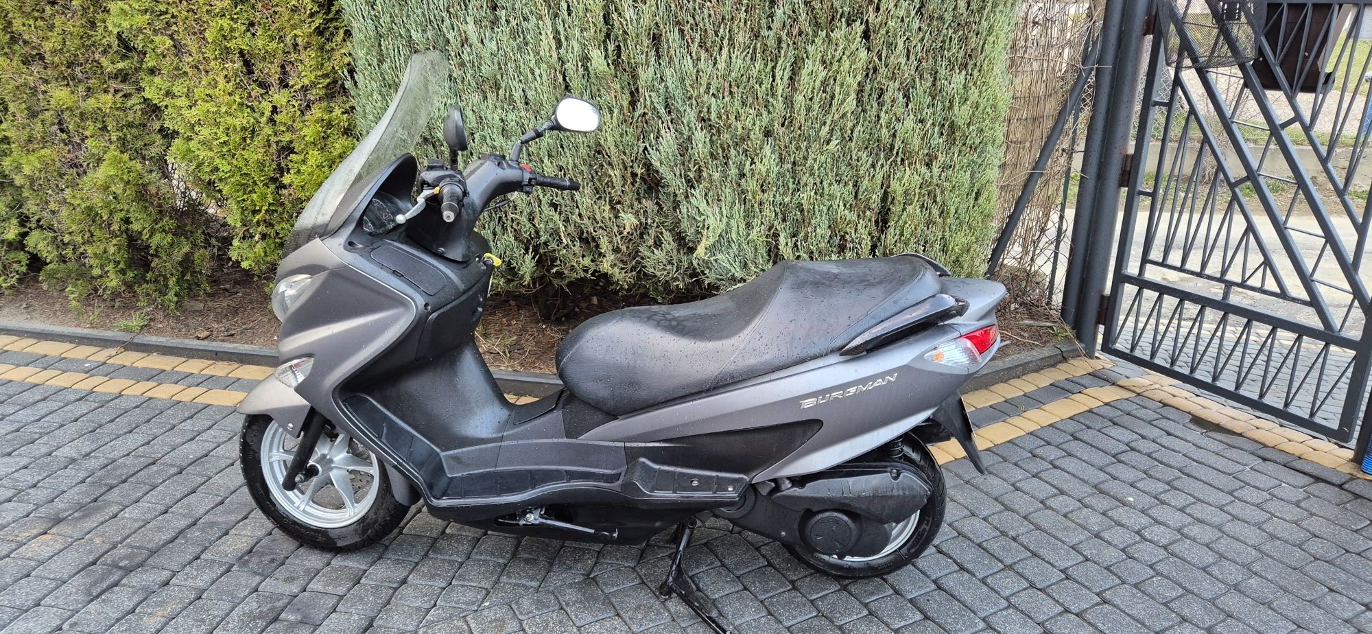 Suzuki Burgman 125  cm3
