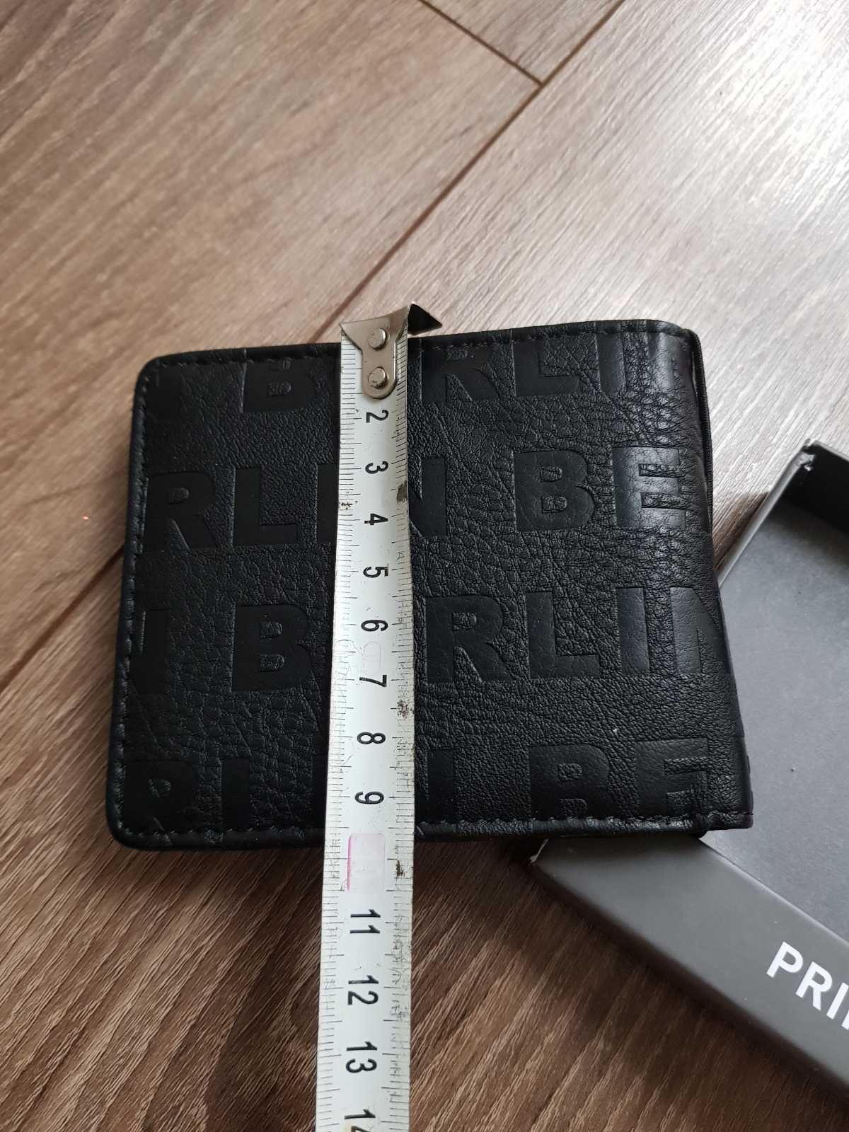 Primark czarny portfel Berlin elegancki nowy